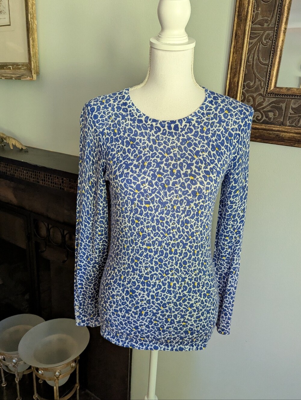 J. McLaughlin Women's Small Lenny Sweater Blue White Celandine Floral Pullover